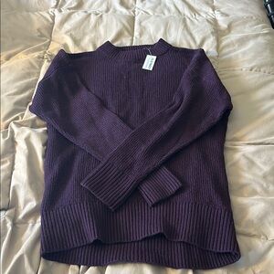 Old Navy Sweater